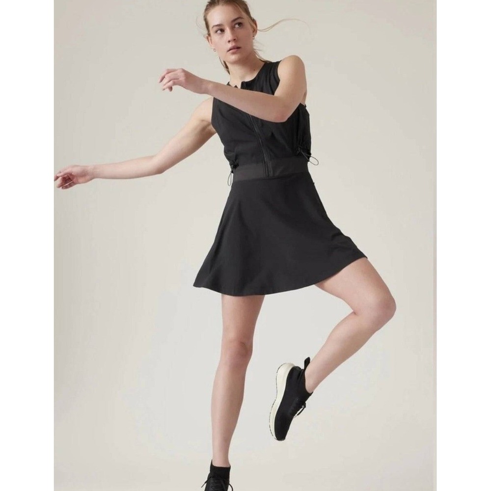 NEW Athleta Venture Out Dress Black Womens 4P Athleisure Pickleball Tennis Golf